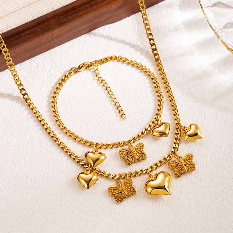 Conjunto de corazones chapado en oro de 18k